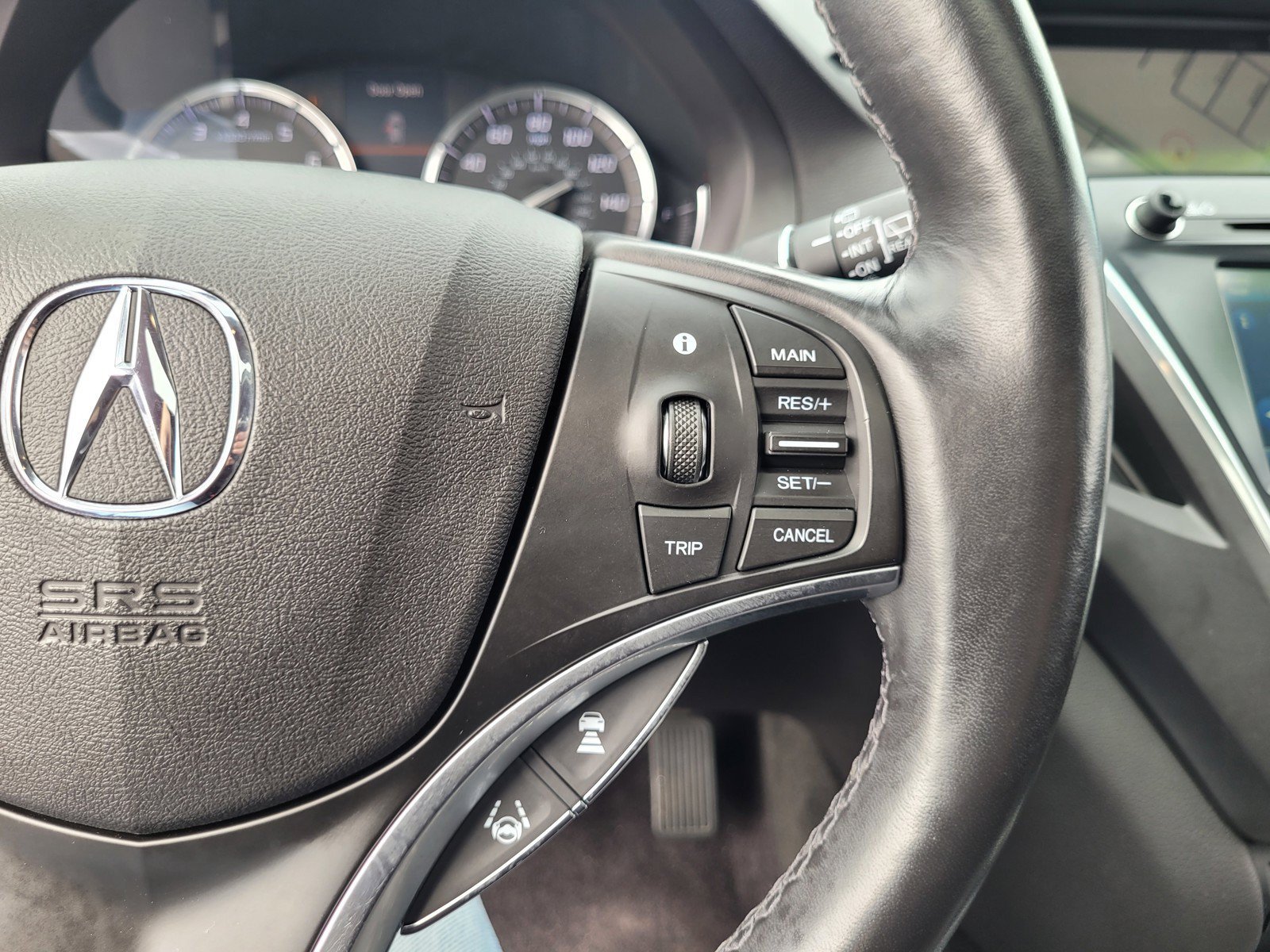 Used 2018 Acura MDX FWD w/ Advance & Entertainment image 24