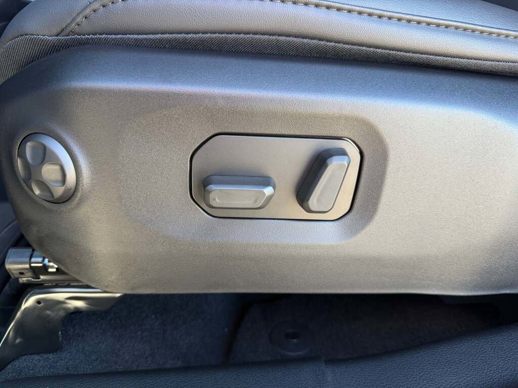 New 2025 Jeep Gladiator Rubicon image 29