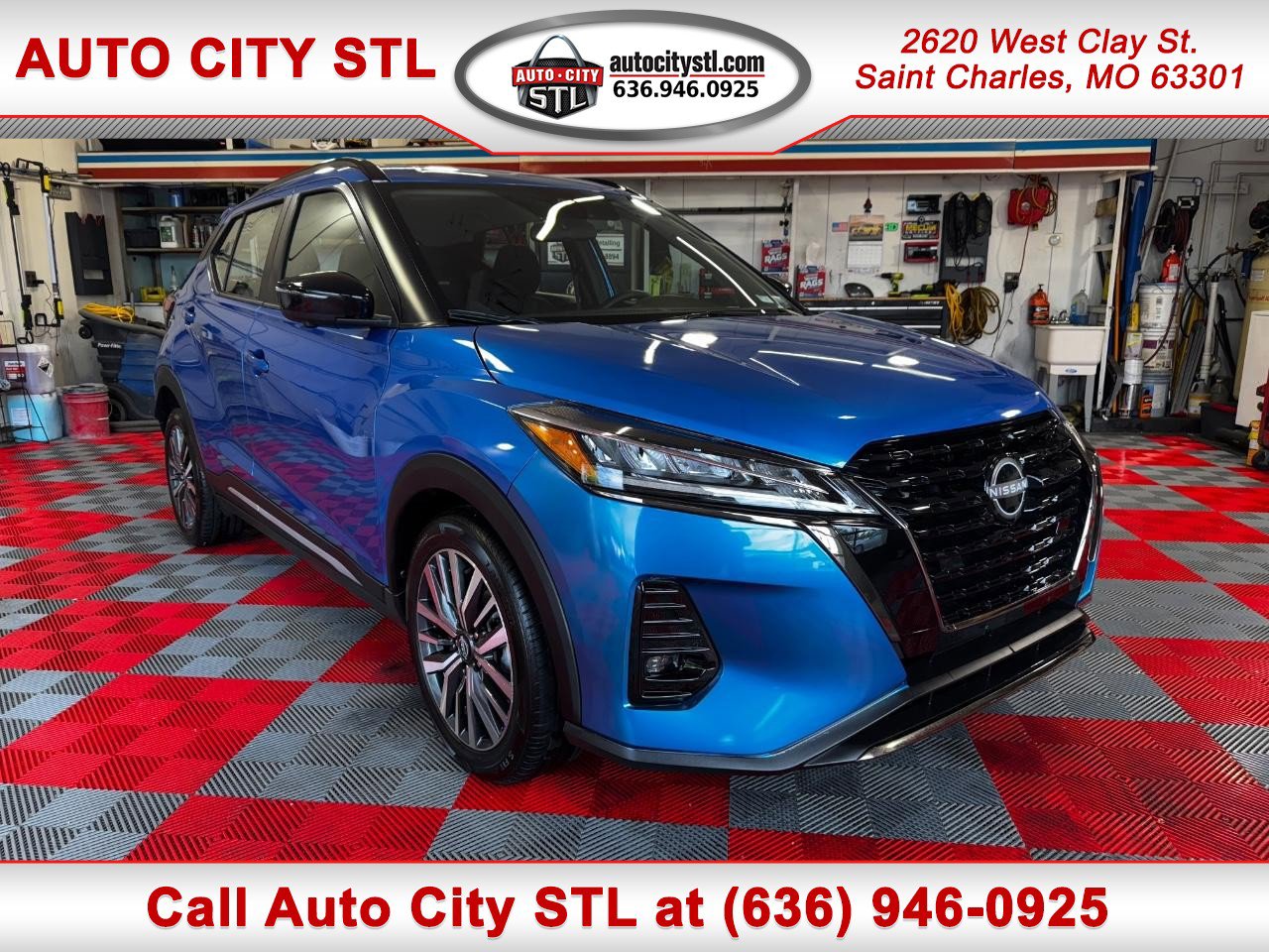 Used 2024 Nissan Kicks SR image 1
