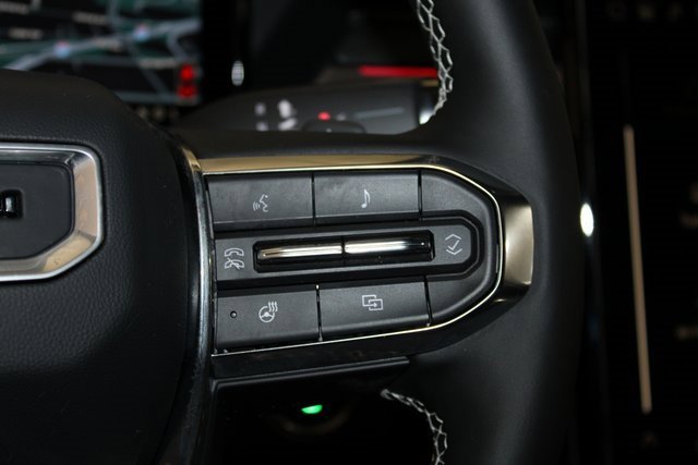 Used 2025 GMC Acadia Denali w/ LPO, Floor Liner Package image 30