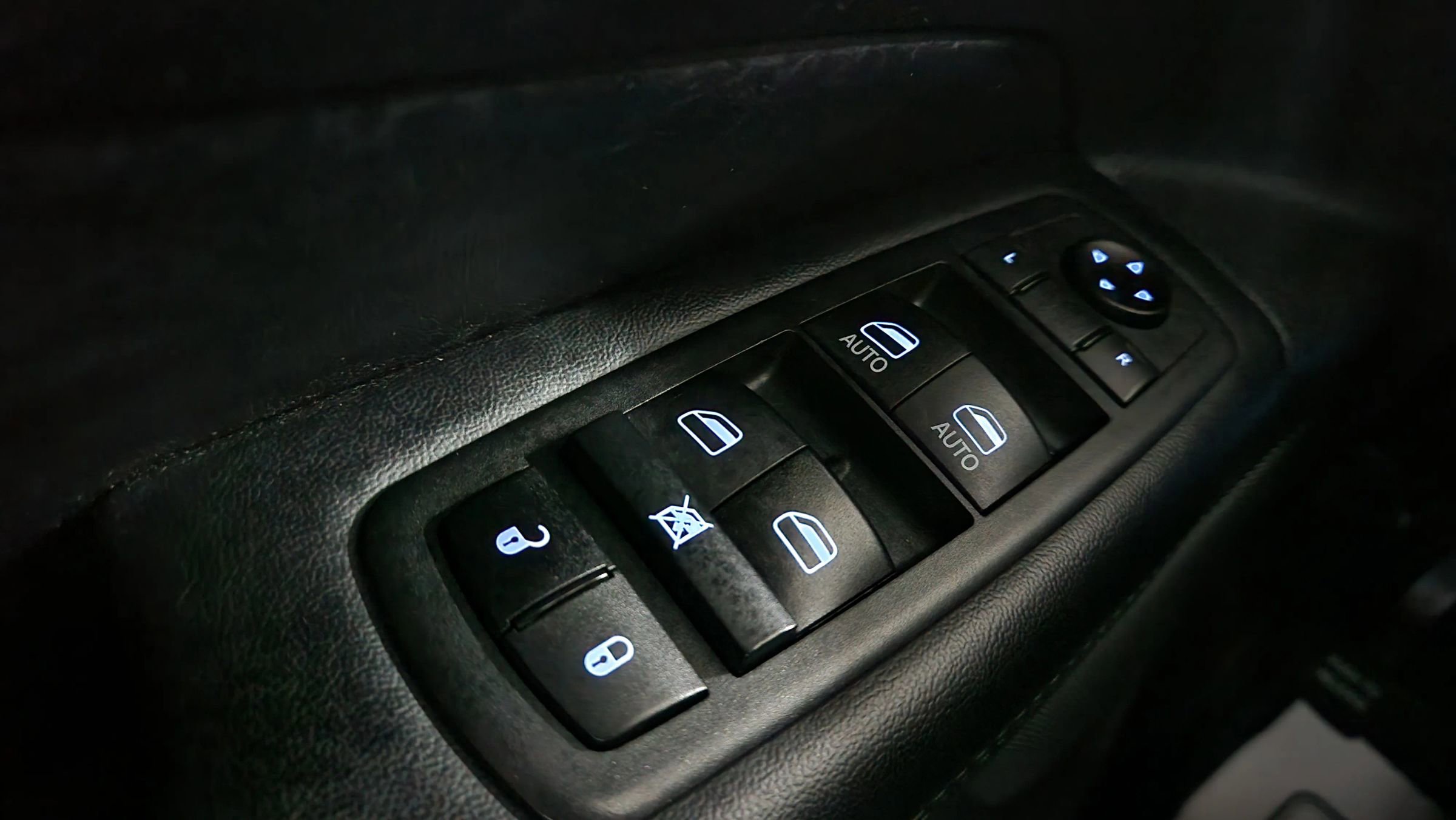 Used 2020 Jeep Grand Cherokee Laredo w/ Quick Order Package 2BN North image 37
