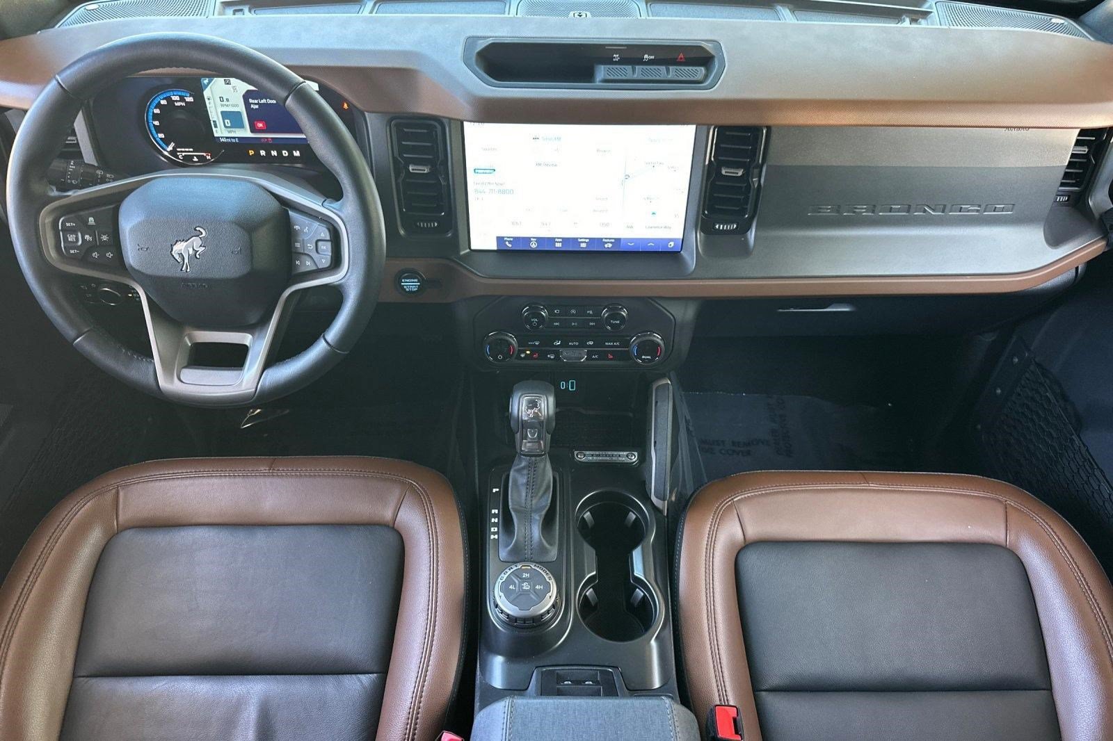 Used 2024 Ford Bronco Outer Banks AWD/4WD image 15