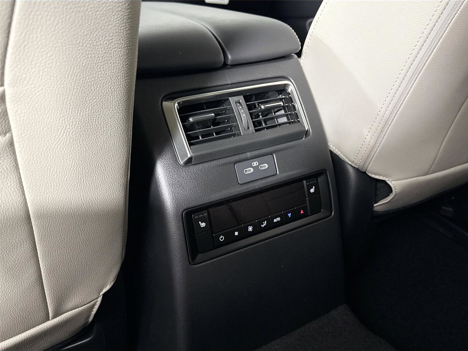 New 2026 MAZDA CX-70 SC AWD/4WD image 33