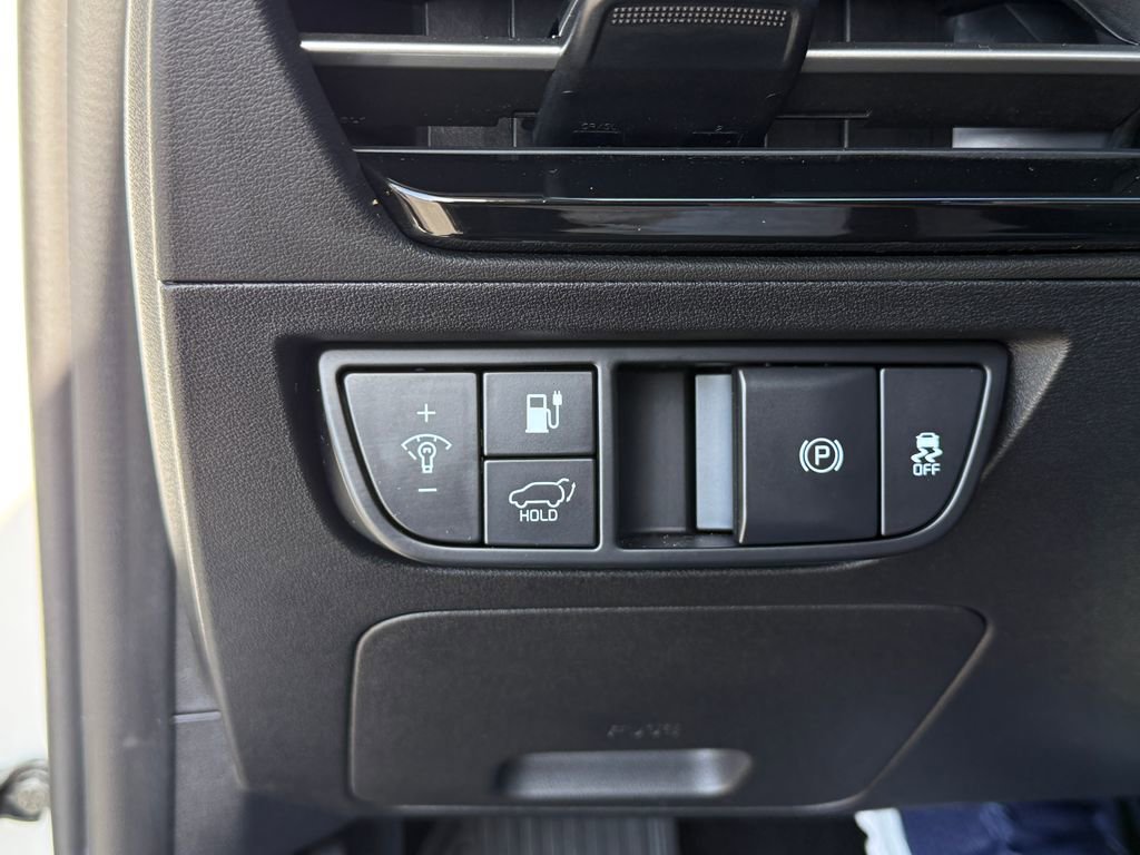 Used 2023 Kia EV6 Wind w/ Wind Technology Package image 33