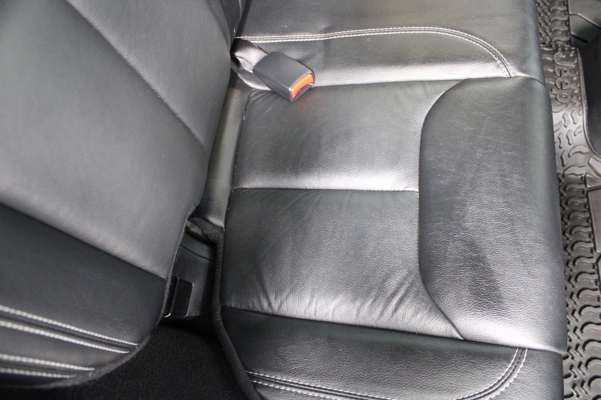 Used 2017 Jeep Wrangler Unlimited Rubicon image 19