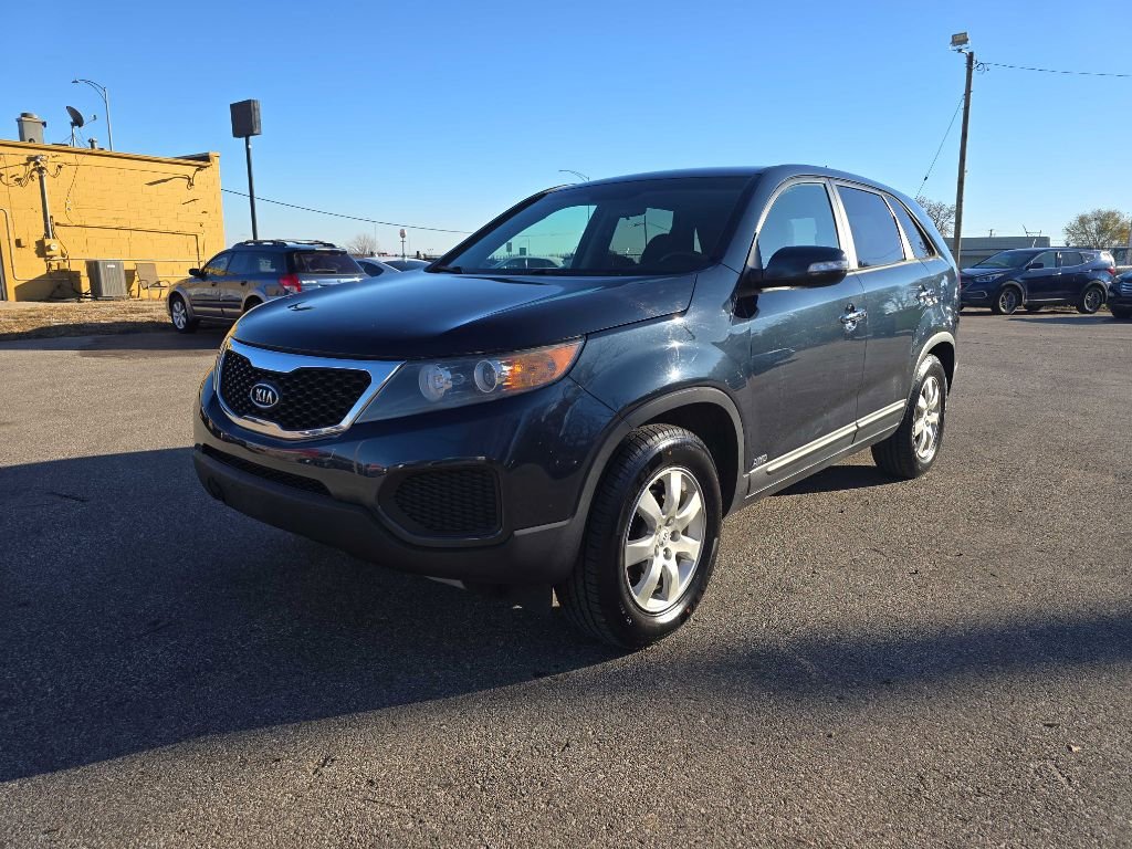 Used 2013 Kia Sorento LX image 1