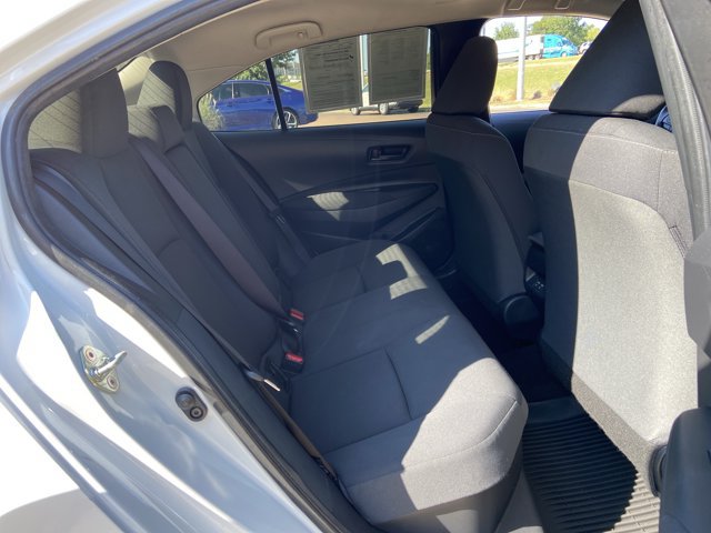 Used 2025 Toyota Corolla LE FWD image 16