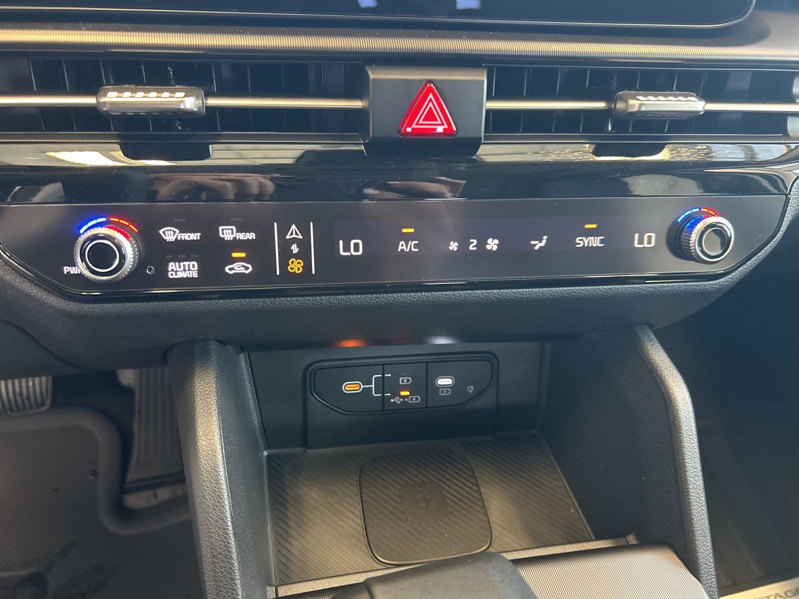 New 2026 Kia Sportage EX image 27