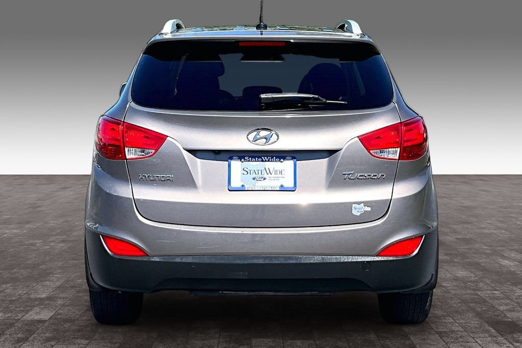 Used 2011 Hyundai Tucson GLS w/ Navigation Pkg 2 FWD image 27