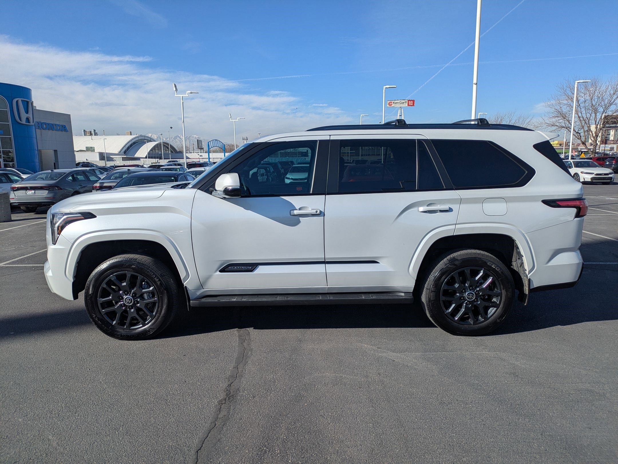 Used 2024 Toyota Sequoia Platinum image 10