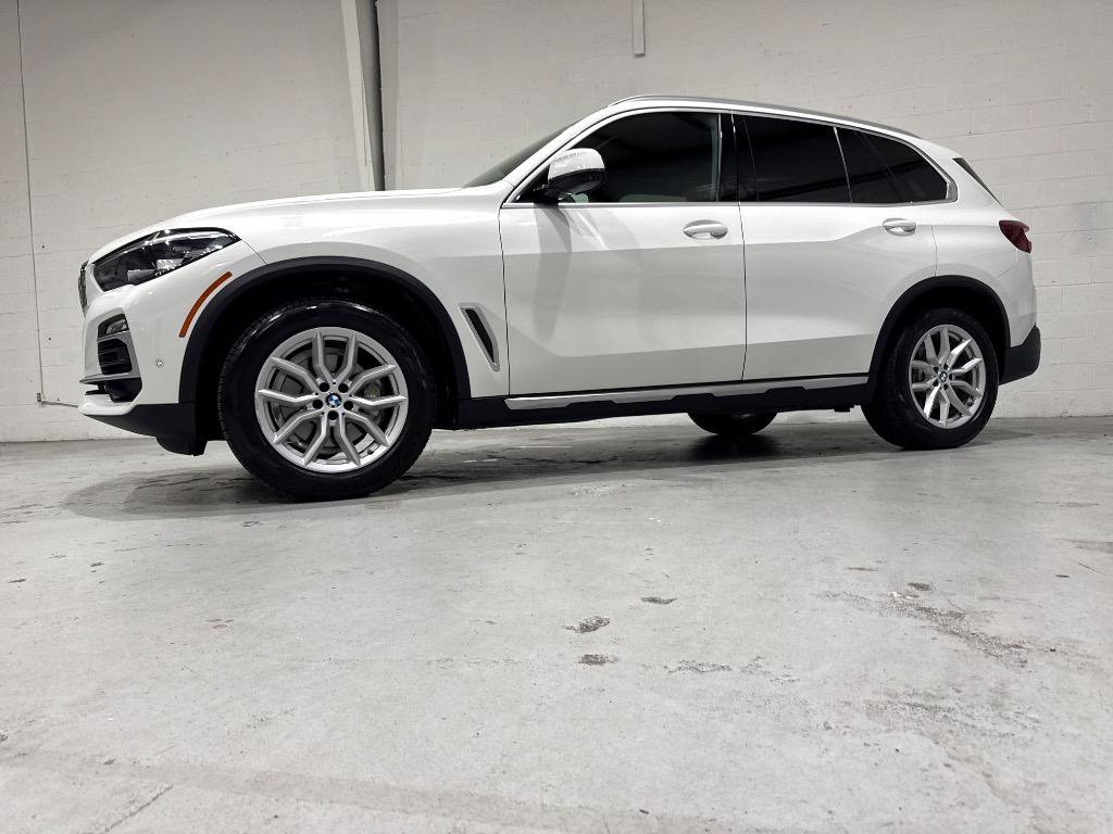 Used 2019 BMW X5 xDrive40i w/ Premium Package 2 AWD/4WD image 24