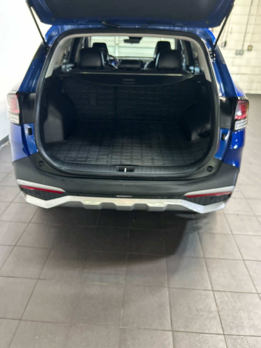 Used 2023 Kia Sportage EX AWD/4WD image 10
