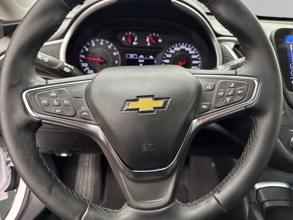 Used 2025 Chevrolet Malibu LT image 24