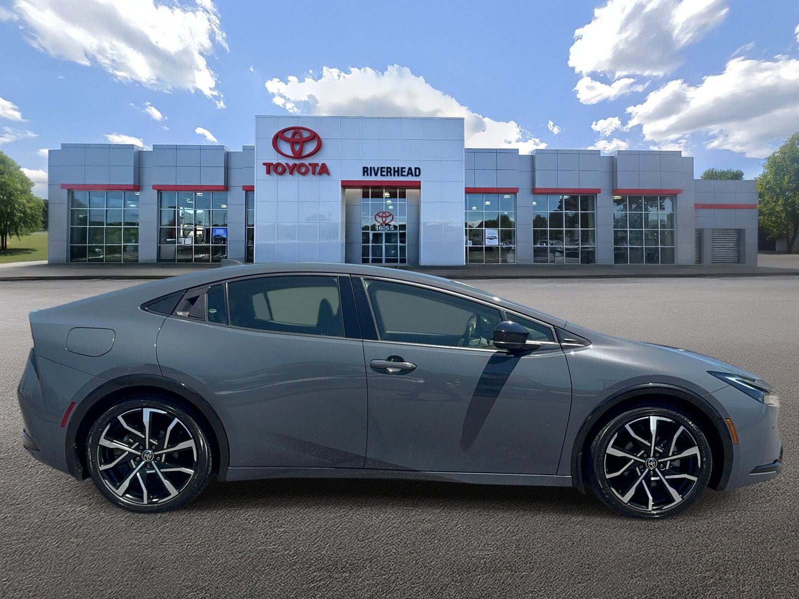 Certified 2023 Toyota Prius Prime FWD image 3