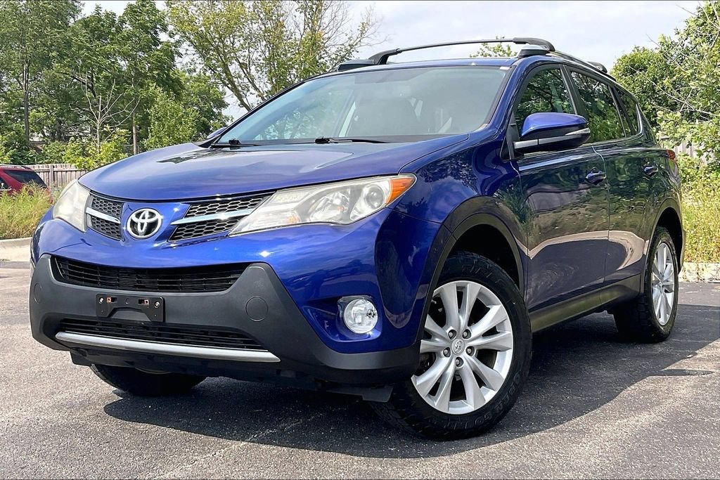Used 2015 Toyota RAV4 Limited AWD/4WD image 2