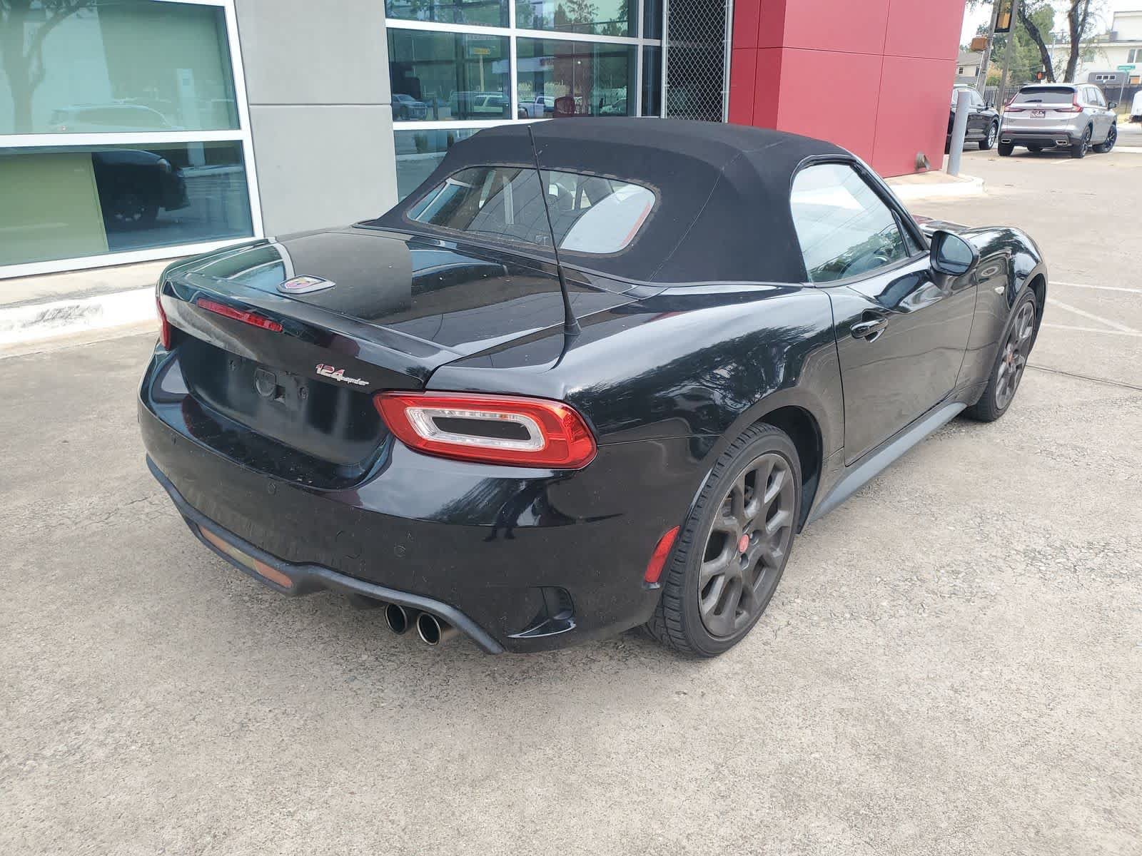 Used 2017 FIAT 124 Spider Abarth RWD image 6