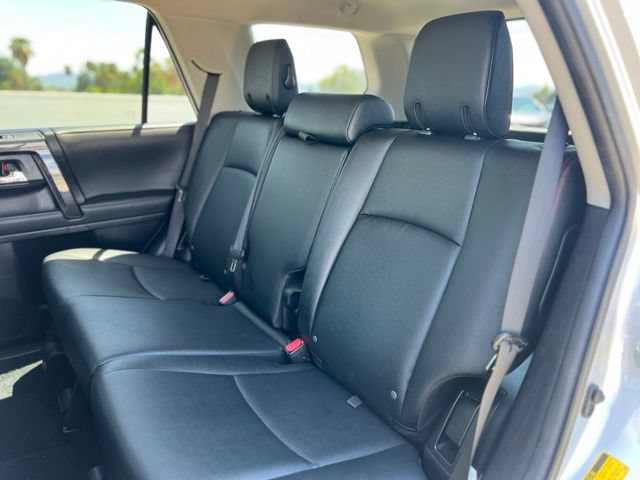 Used 2024 Toyota 4Runner TRD Off-Road Premium AWD/4WD image 18