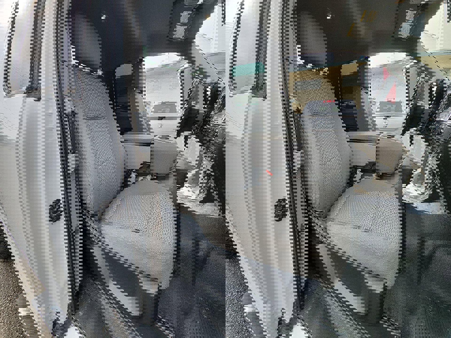 Used 2017 Ford F250 XLT w/ Camper Package image 24