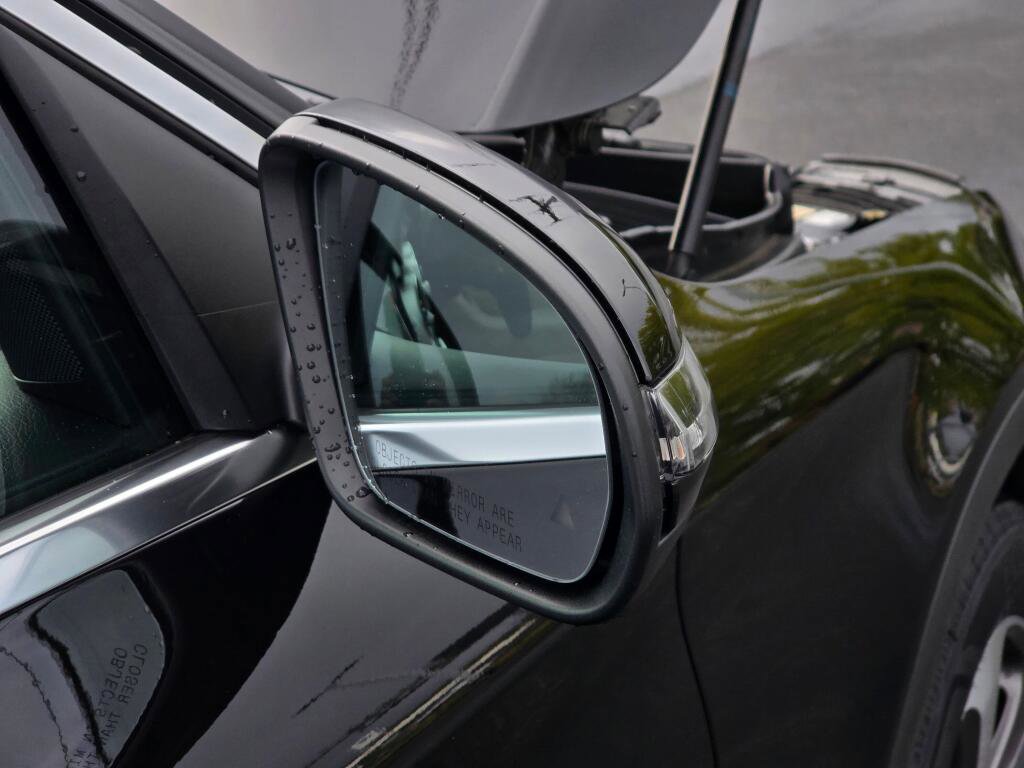 Used 2022 Mercedes-Benz GLC 300 image 30