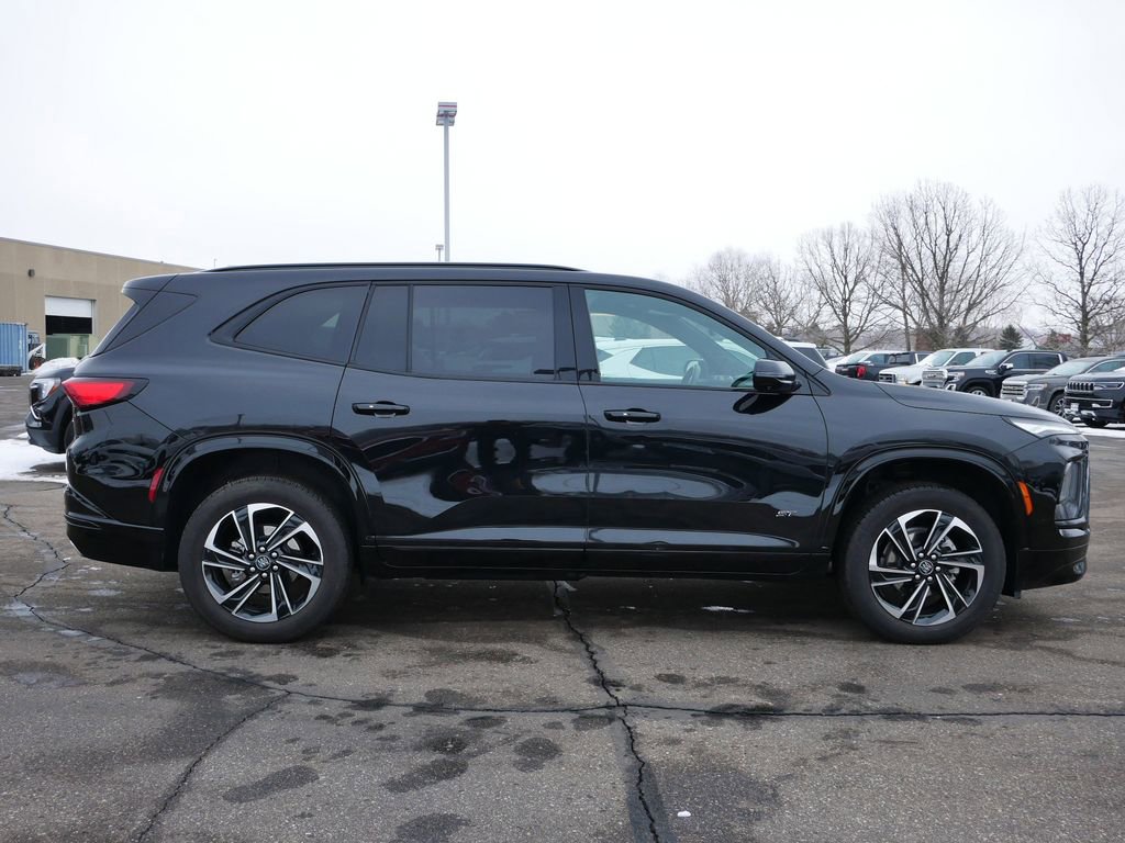 Used 2025 Buick Enclave Sport Touring image 8
