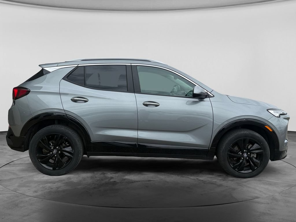 Used 2024 Buick Encore GX Sport Touring AWD/4WD image 11