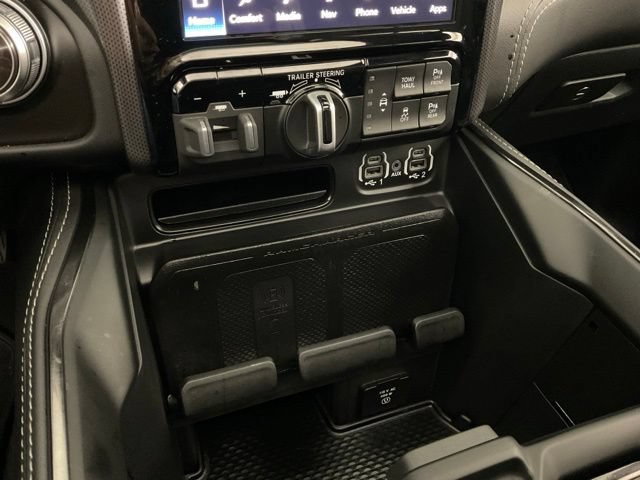 Used 2022 RAM 1500 Limited AWD/4WD image 23