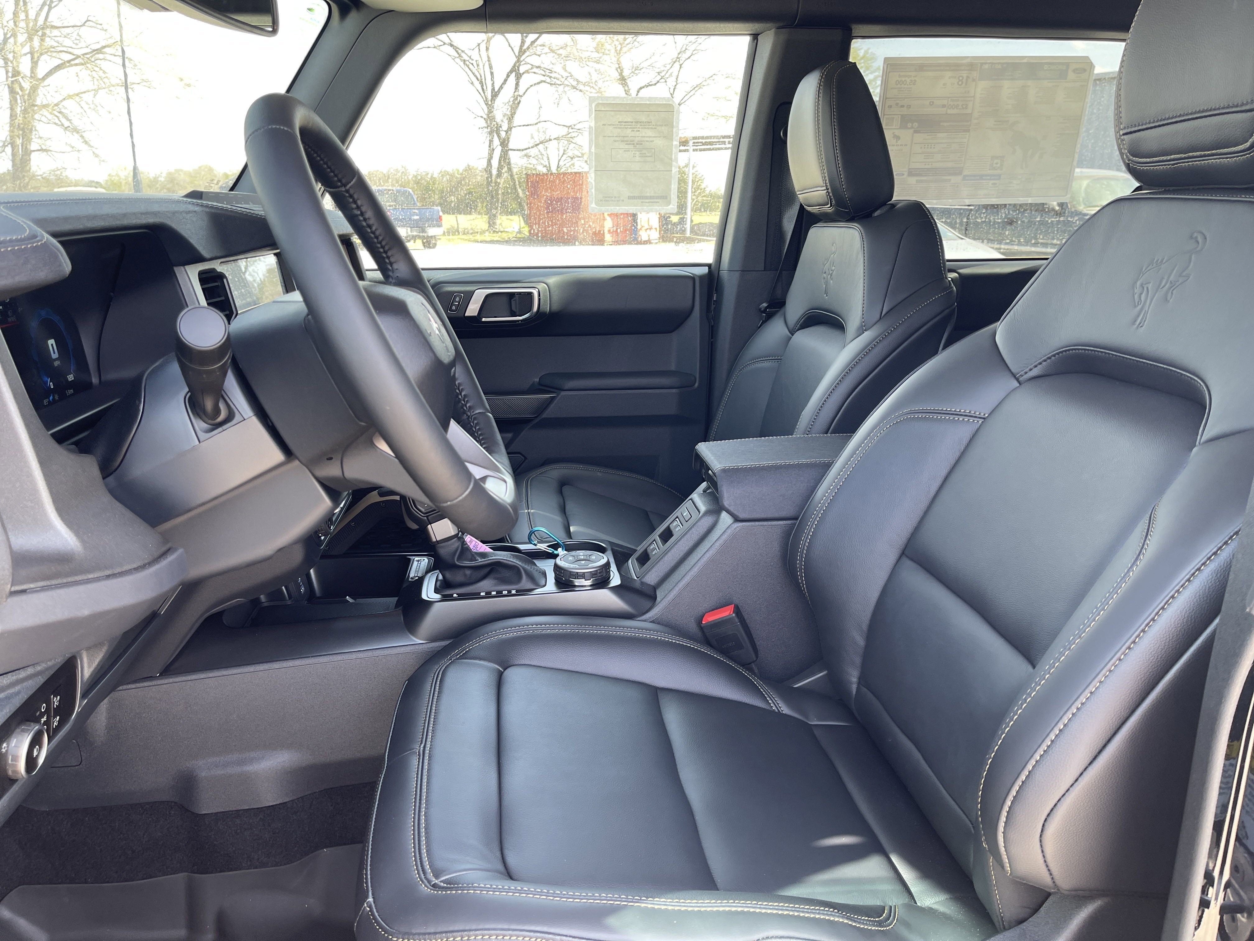 New 2025 Ford Bronco Badlands image 35