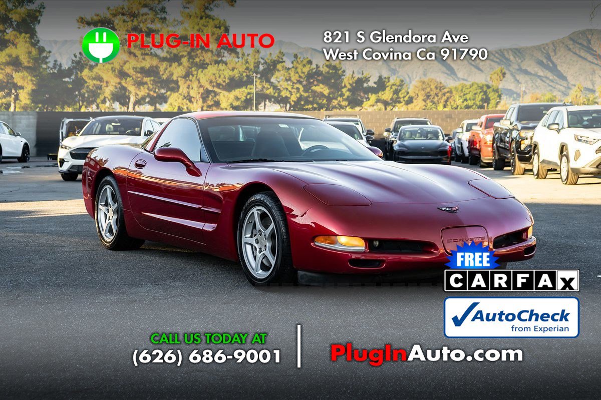 Used 2000 Chevrolet Corvette Coupe w/ Roof Pkg image 3