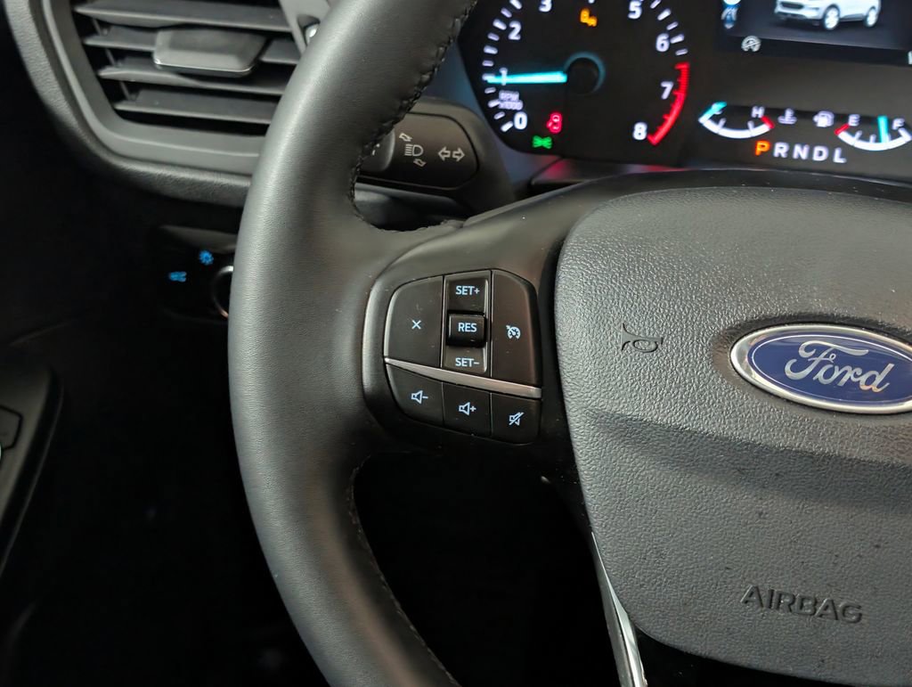 Certified 2022 Ford Escape SE w/ SE Sport Appearance Package FWD image 15