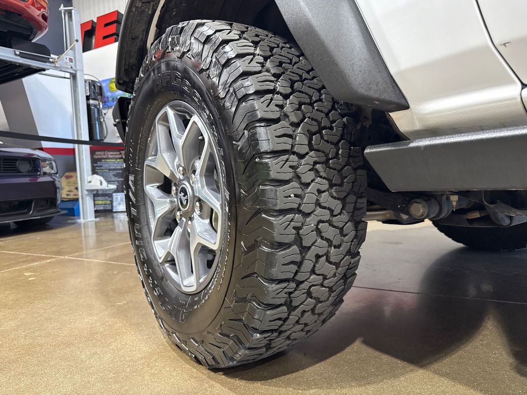 Used 2023 Ford Bronco Badlands image 55