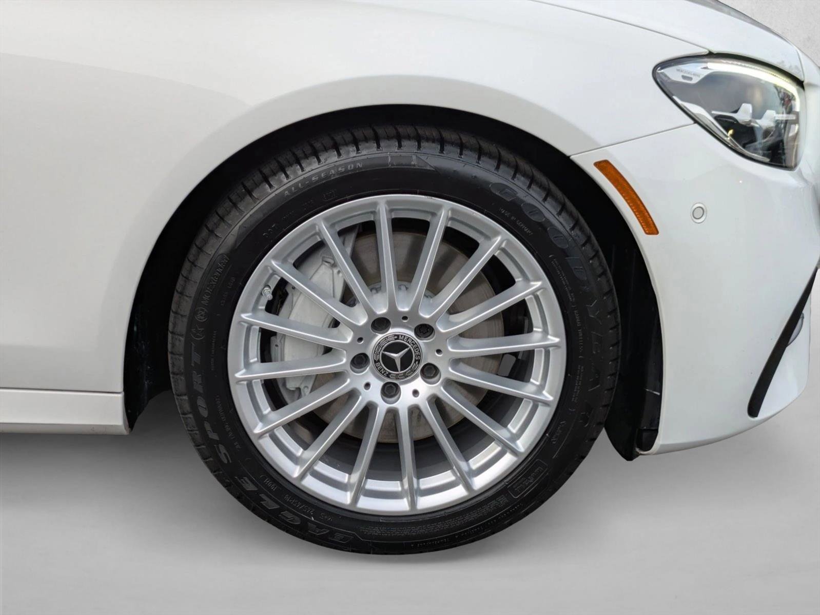 Used 2022 Mercedes-Benz E 350 Sedan image 25
