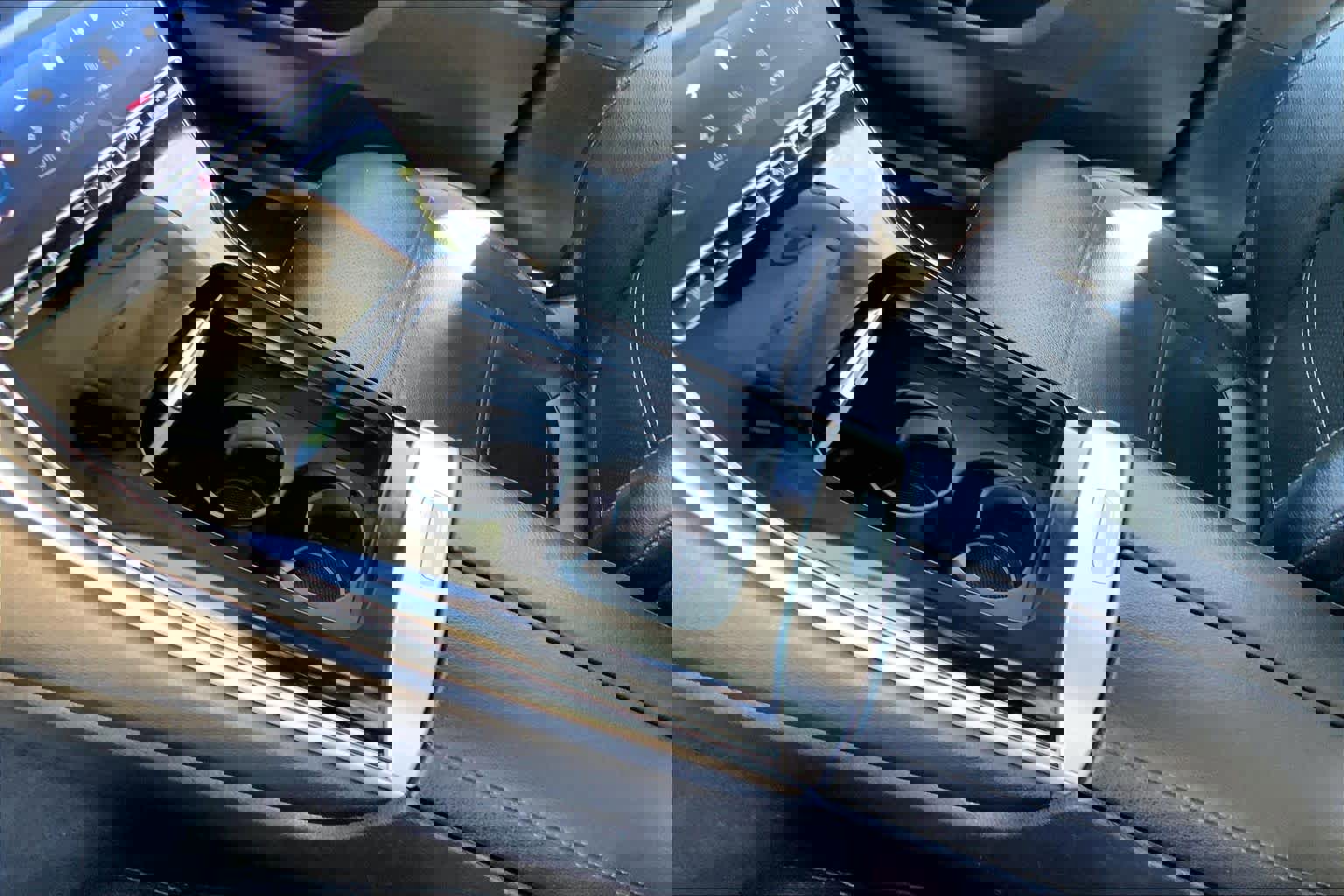 Used 2024 Mercedes-Benz GLC 300 image 17