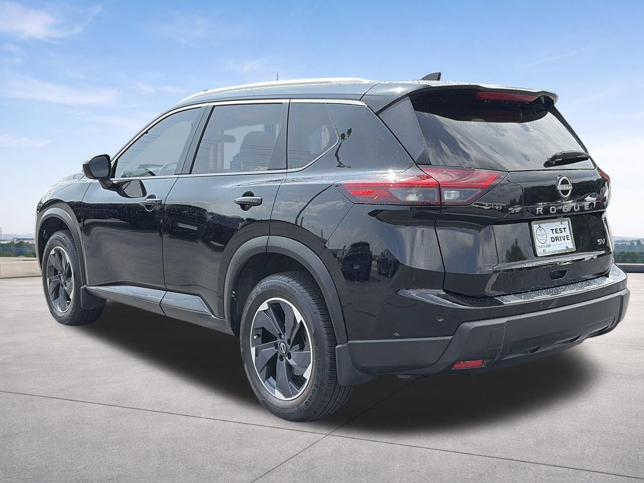 Certified 2024 Nissan Rogue SV w/ SV Premium Package FWD image 3