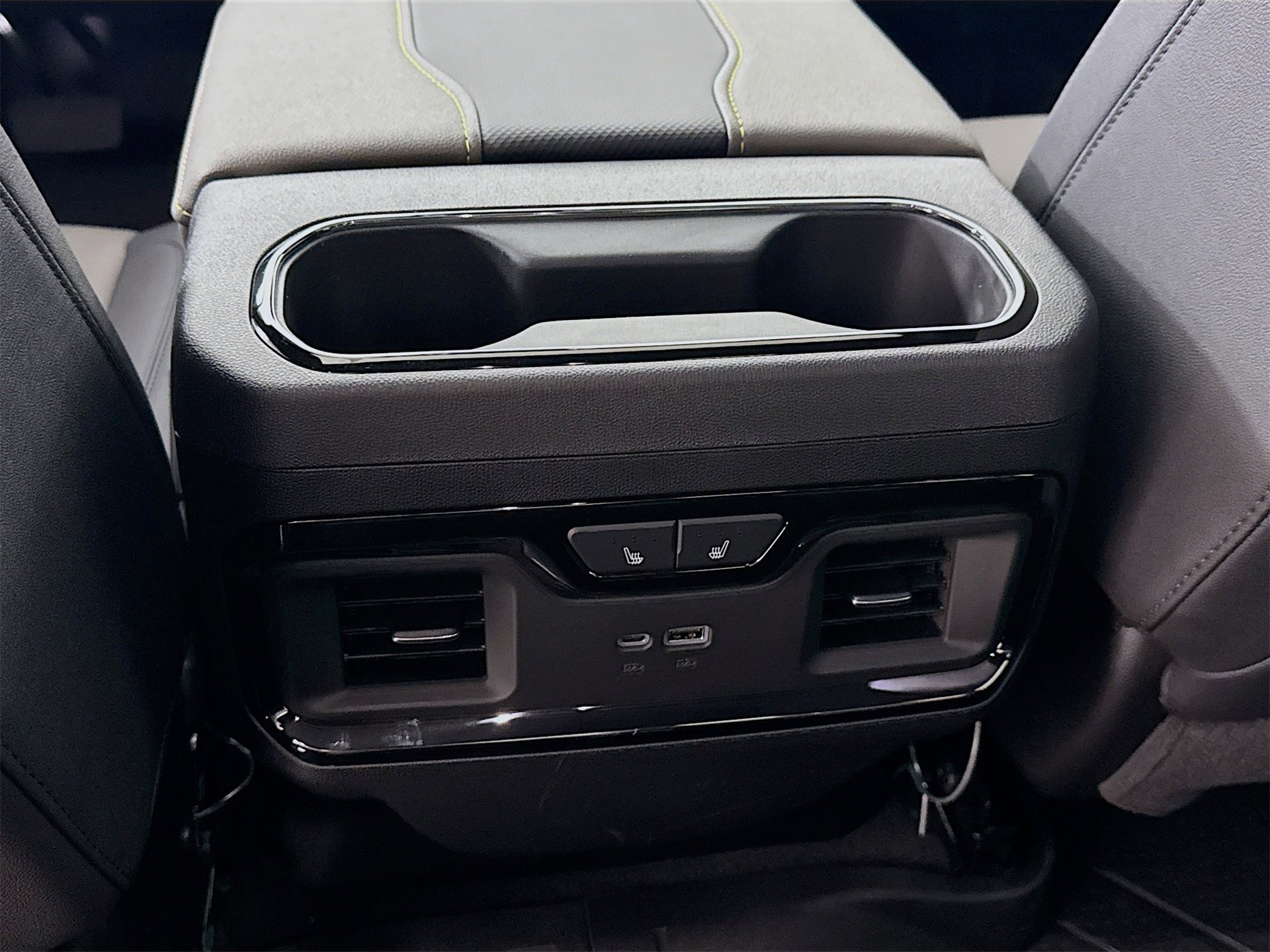 Used 2026 Chevrolet Silverado 2500 ZR2 image 28