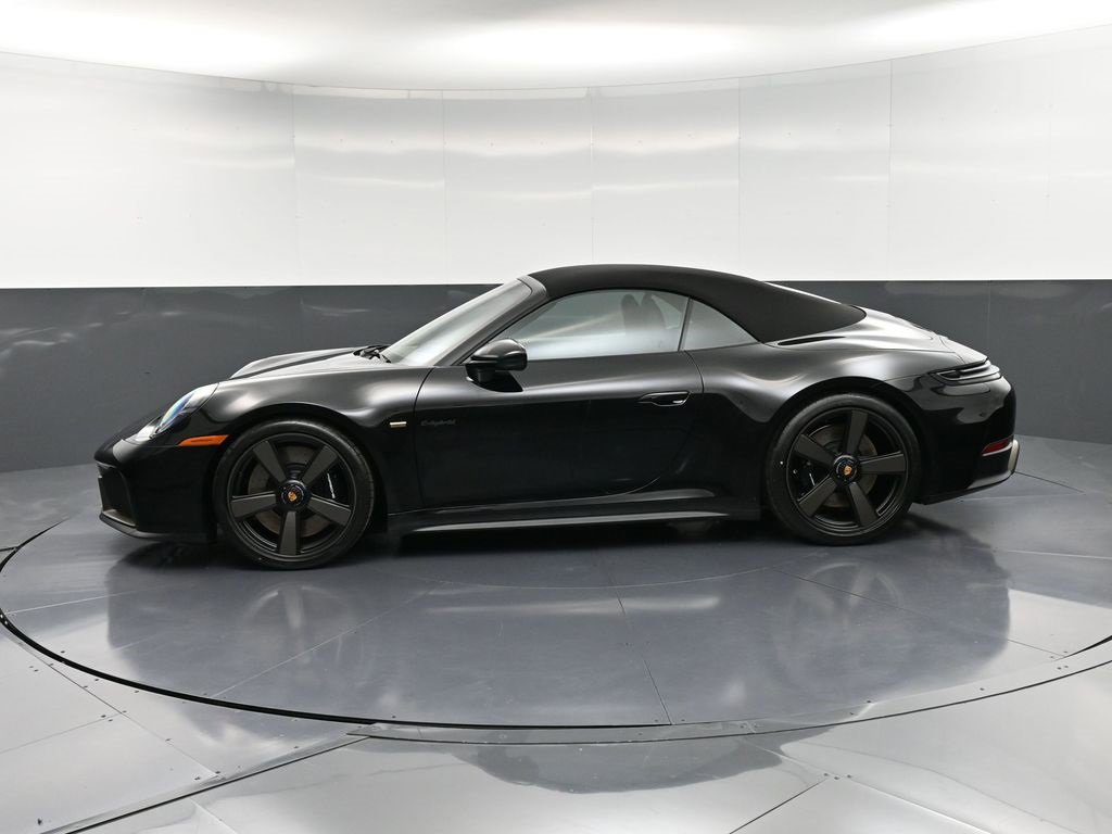 New 2026 Porsche 911 Carrera 4 GTS image 2