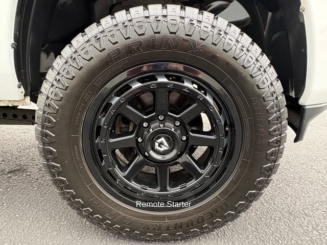 Used 2024 RAM 2500 Big Horn w/ Sport Appearance Package AWD/4WD image 15