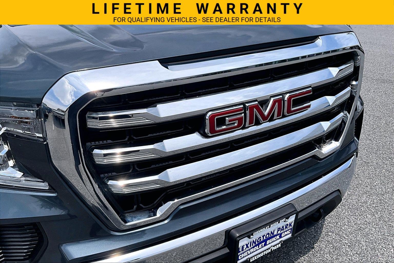 Used 2020 GMC Sierra 1500 SLE w/ SLE Value Package AWD/4WD image 32