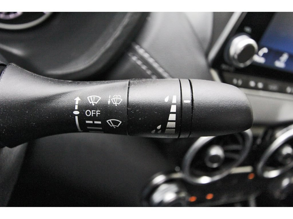 Certified 2025 Nissan Sentra SV FWD image 16