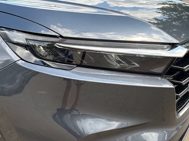 Used 2023 Honda CR-V EX-L image 8