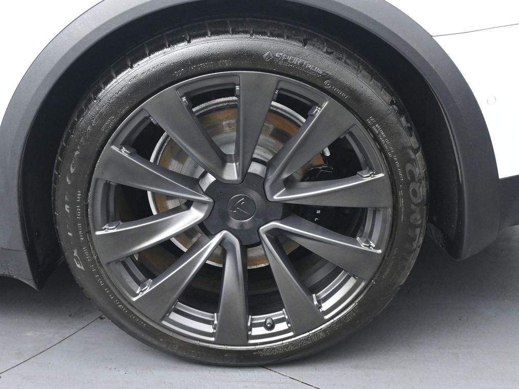 Used 2023 Tesla Model X image 33