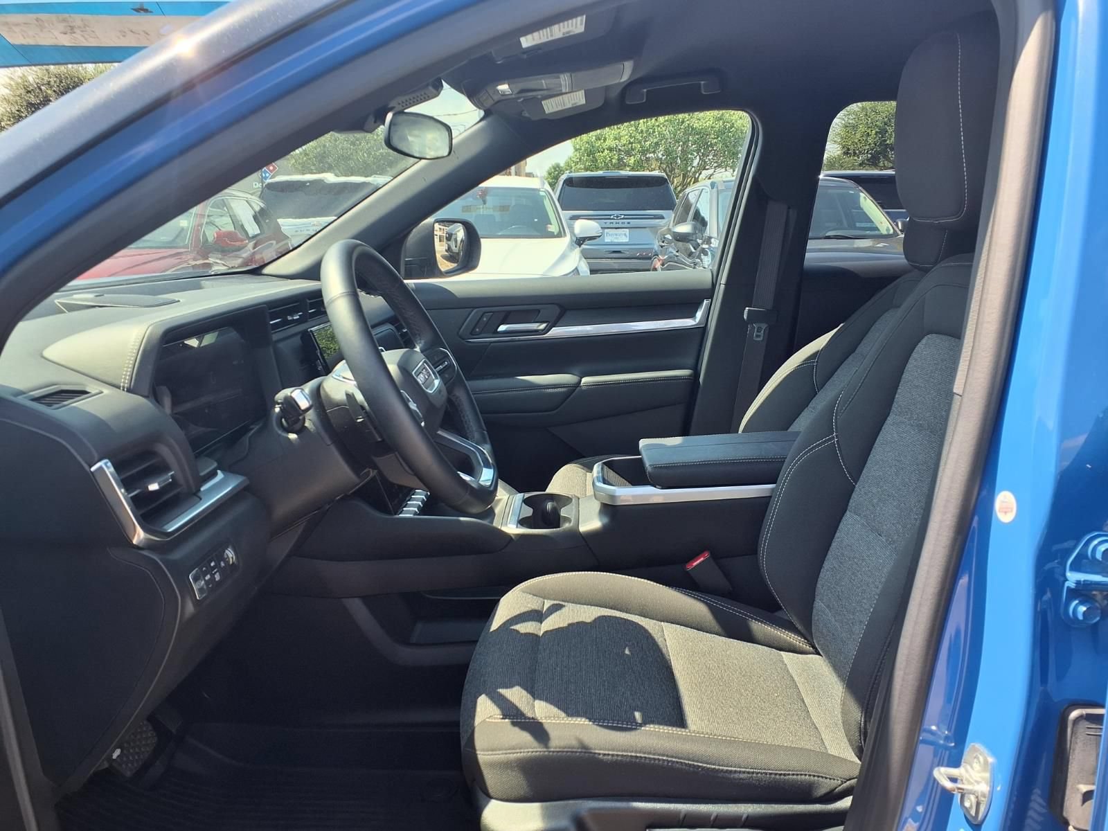 Used 2025 GMC Terrain Elevation AWD/4WD image 17