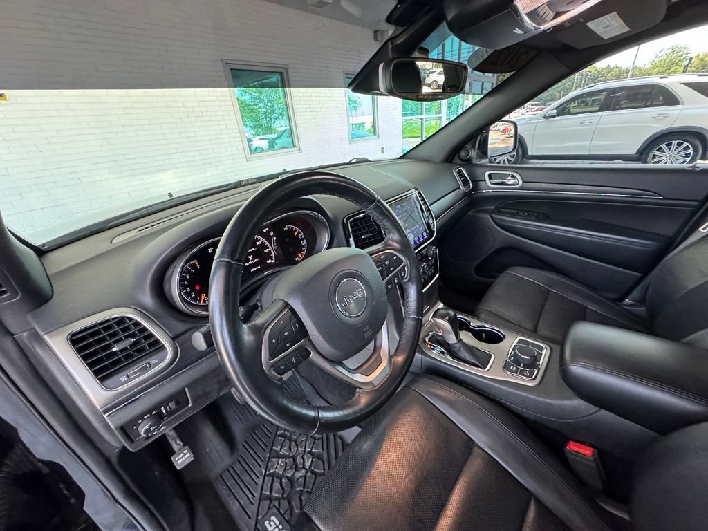 Used 2021 Jeep Grand Cherokee Limited w/ Luxury Group II AWD/4WD image 13