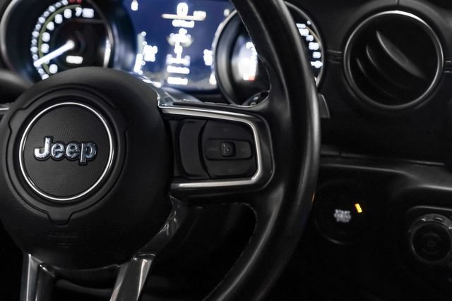 Used 2021 Jeep Wrangler Unlimited Sahara AWD/4WD image 20