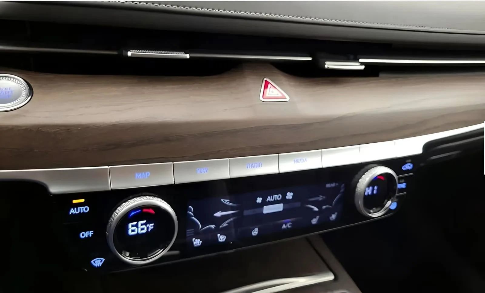 Used 2021 Genesis G80 3.5T w/ Prestige Package image 9