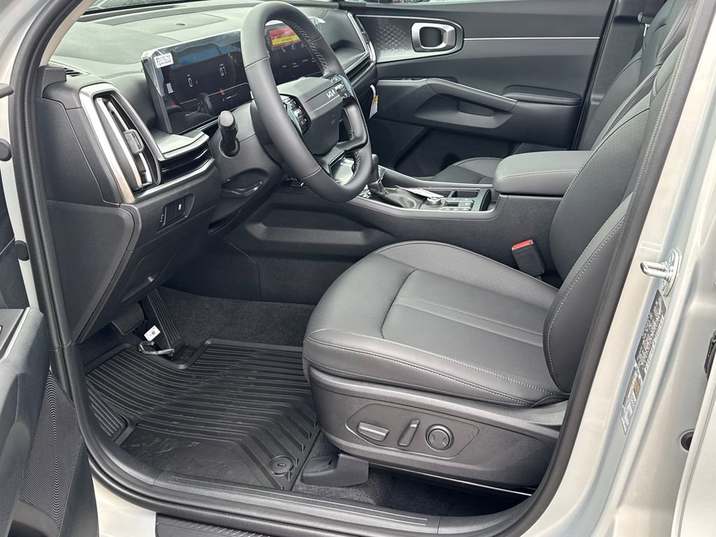 New 2026 Kia Sorento S w/ S Panoramic Sunroof Package FWD image 9