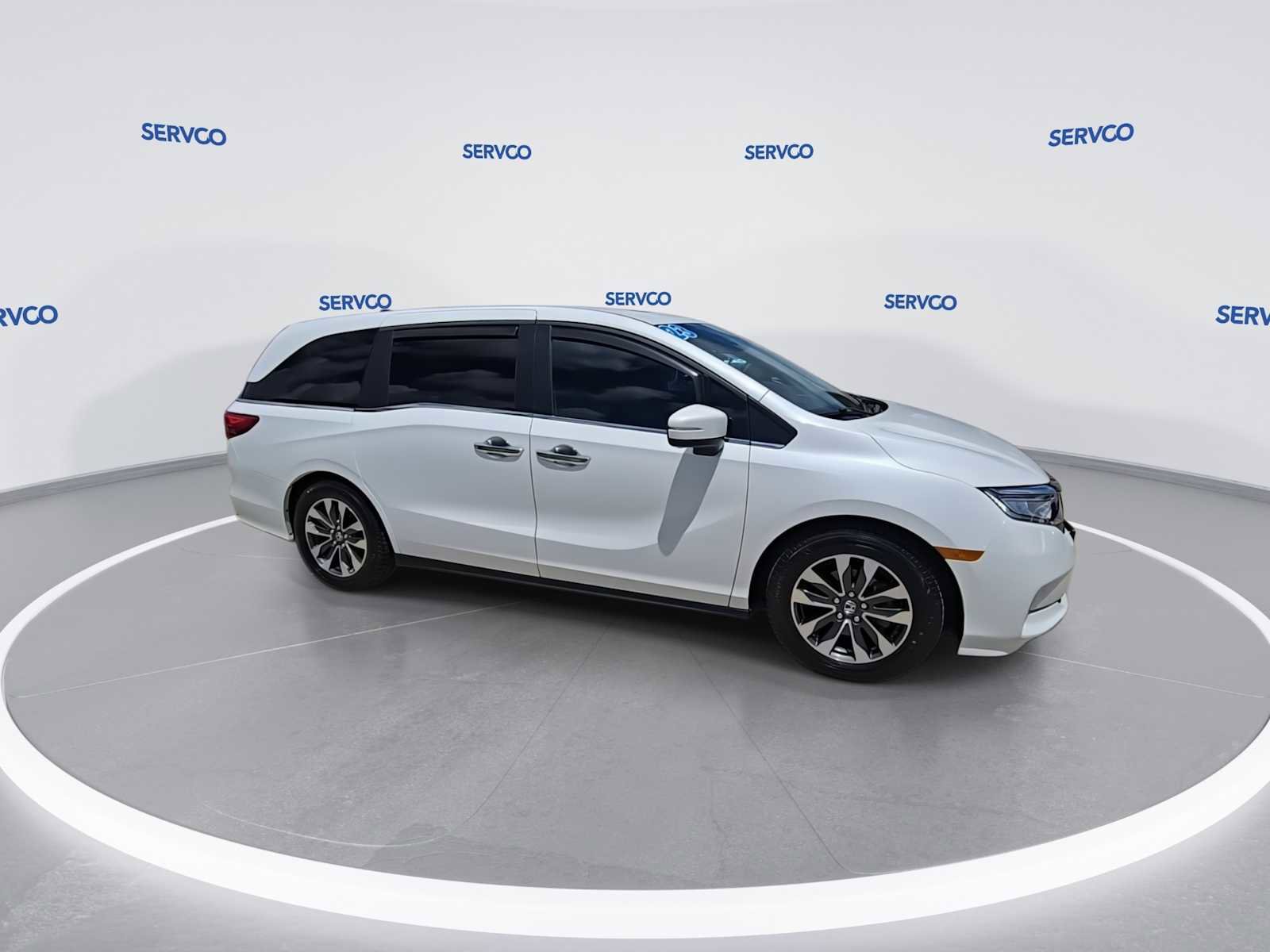 Used 2023 Honda Odyssey EX-L image 2