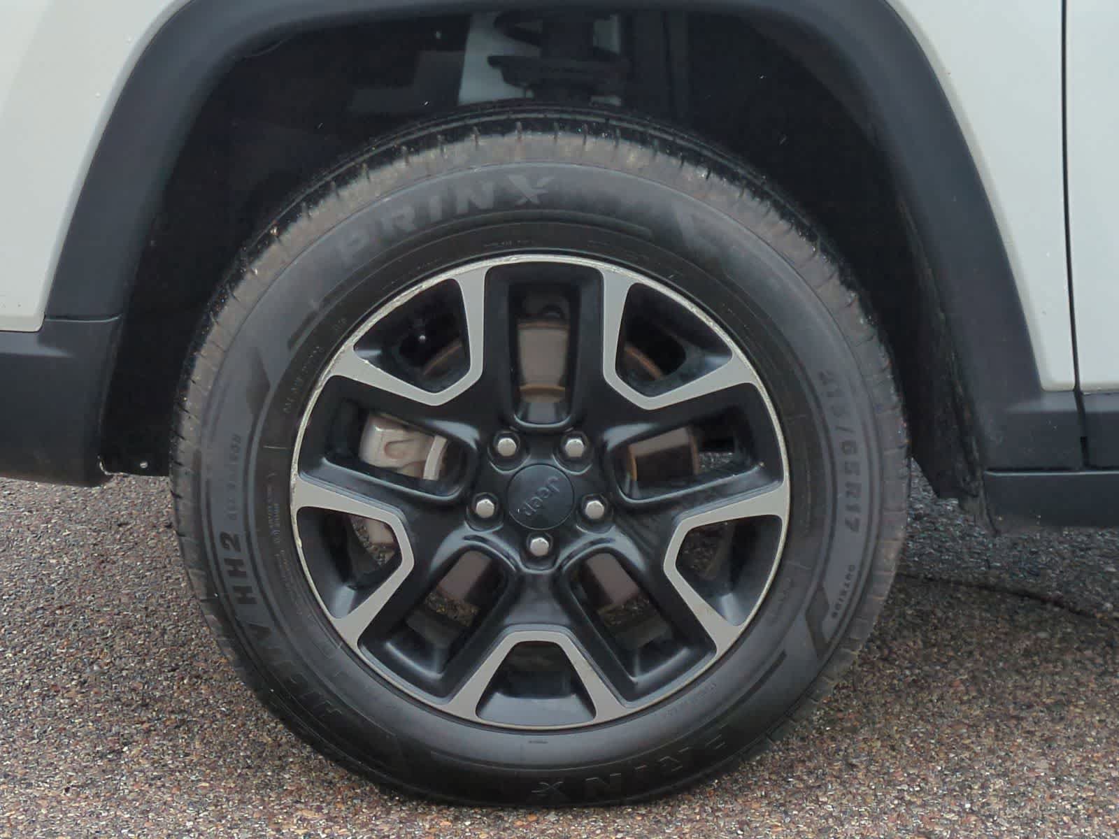 Used 2019 Jeep Compass Trailhawk AWD/4WD image 7