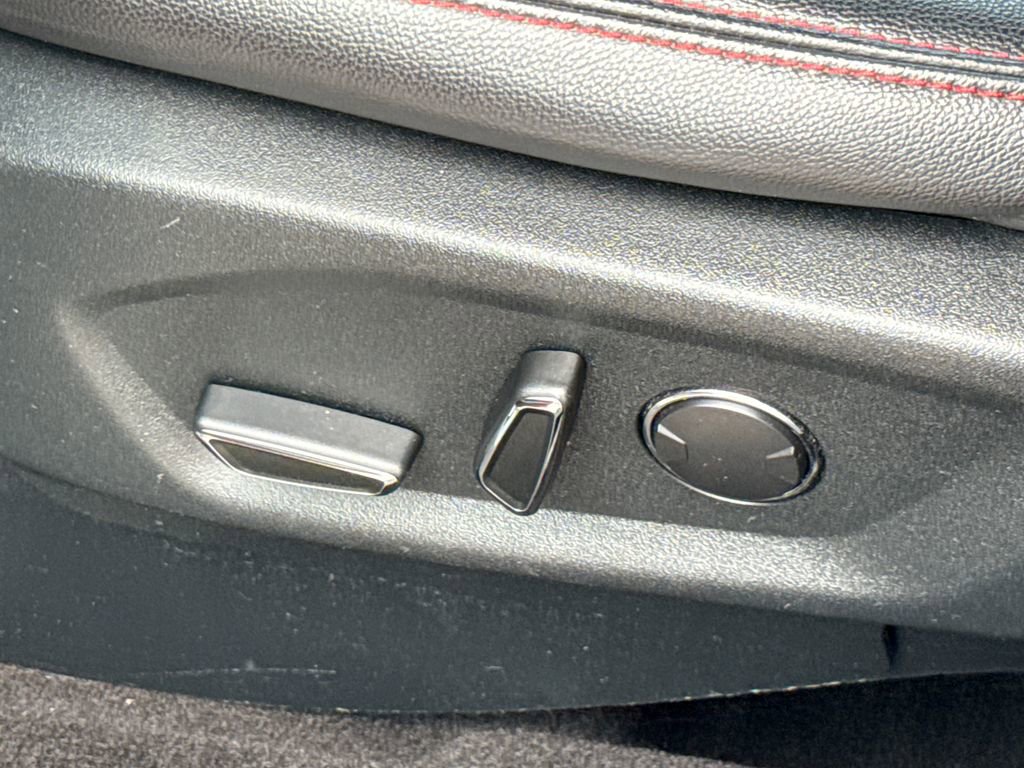 Certified 2018 Ford Explorer Sport w/ Equipment Group 401A image 25