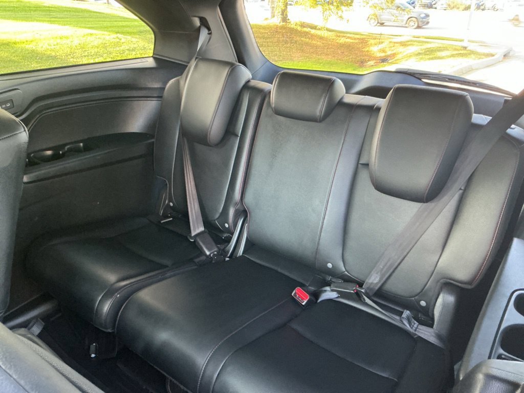 Used 2025 Honda Odyssey Sport-L image 32