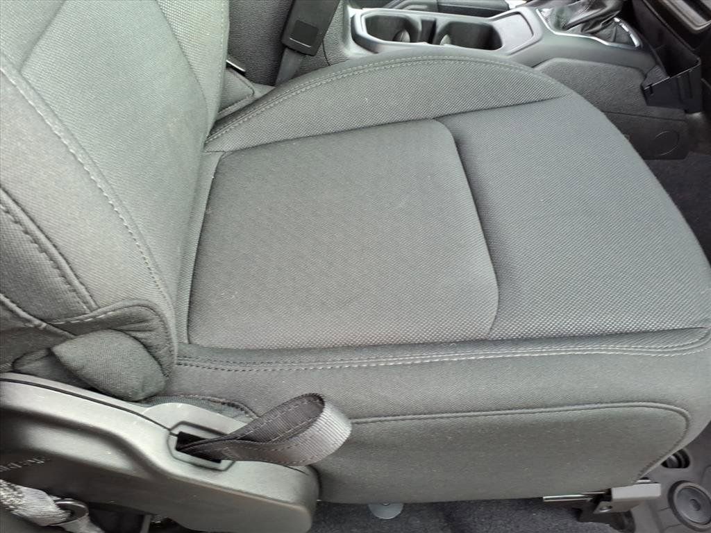 Used 2023 Jeep Wrangler Sport S image 14